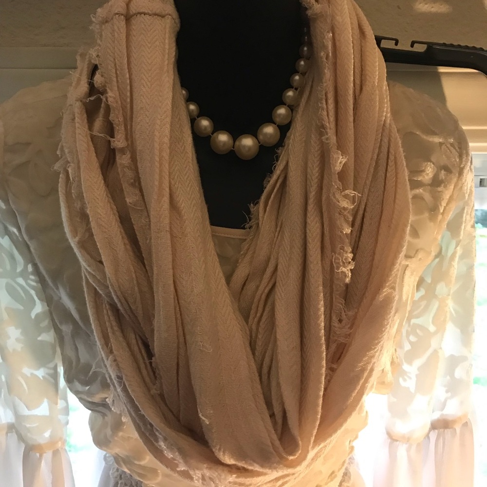 Infinity Loop Scarf Brand New